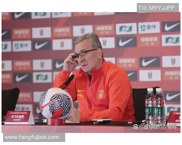 室内足球的魅力与发展探讨：如何提升参与度与竞技水平